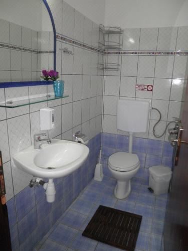 带海景的双人房