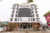 PHÚ QUÝ Hotel Near ĐÔNG Kinh Market Hotel a 