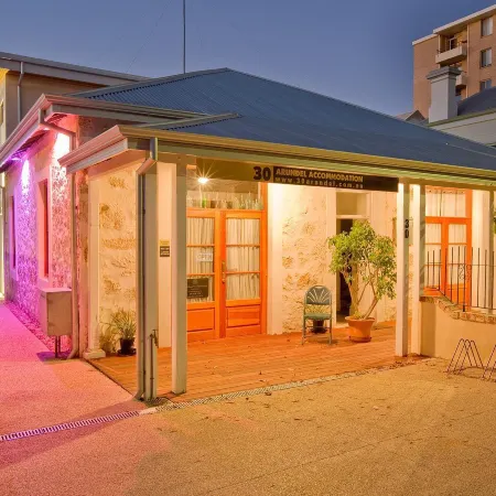 Fremantle Boutique Accommodation - Maand up Отели в г. Фримантл
