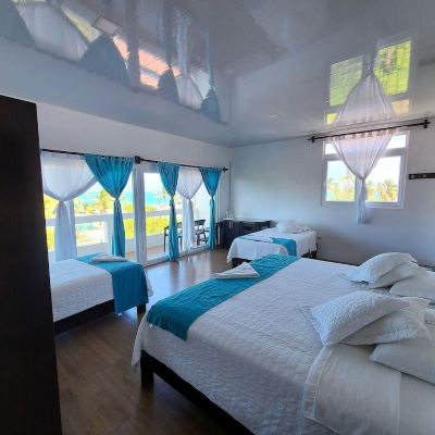 Family Room with Balcony and Partial Sea View