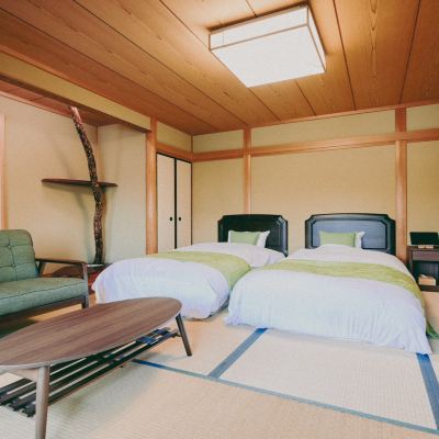 スーペリアツイン[デラックス][和風ルーム][禁煙][マウンテンビュー][ナイトライフビュー] 有馬・結びの小宿 縁 クーポン