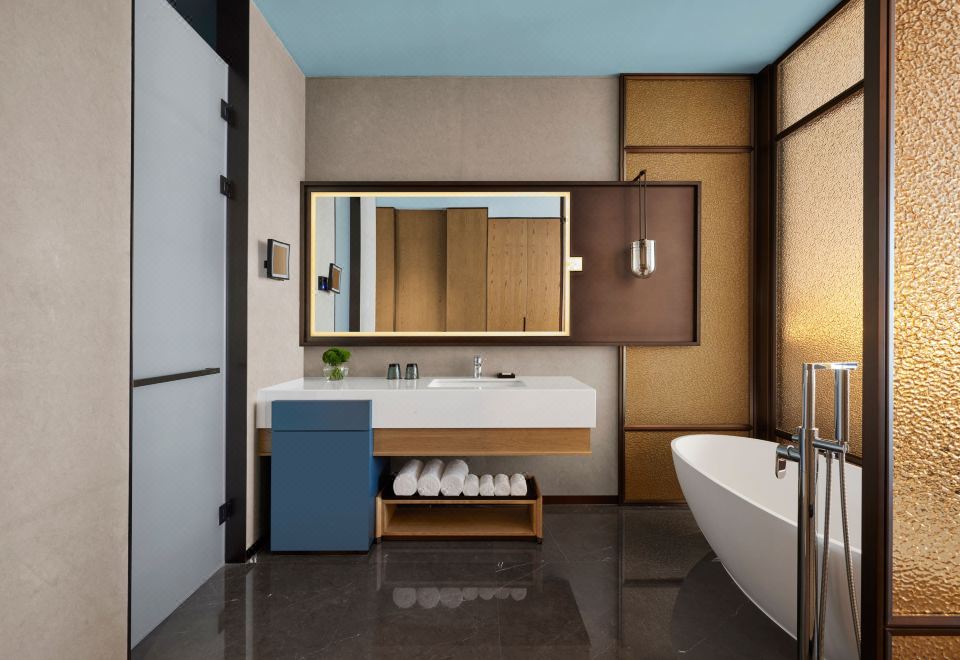 行政大床房|静谧云端坐拥璀璨夜景|舒适商务办公