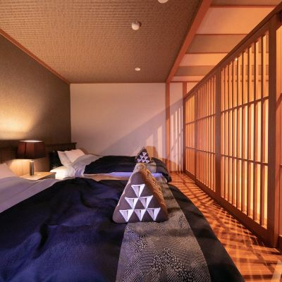 和洋式コーナーマウンテンビュールーム(浴室) 和歌（うた）の宿 わかまつや クーポン