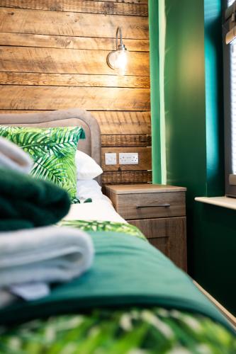 豪华双人床房（带加床）