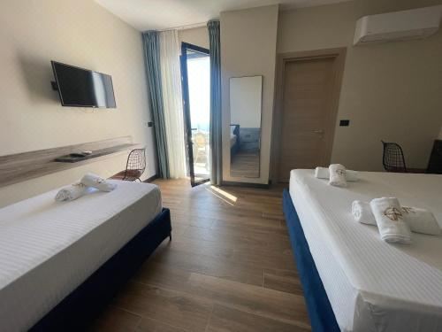 带海景豪华三人房