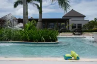 Crowne Plaza FIJI NADI BAY RESORT & SPA by IHG