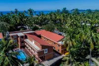 Traveller Lodge Ngapali by River Top Hotele w: 