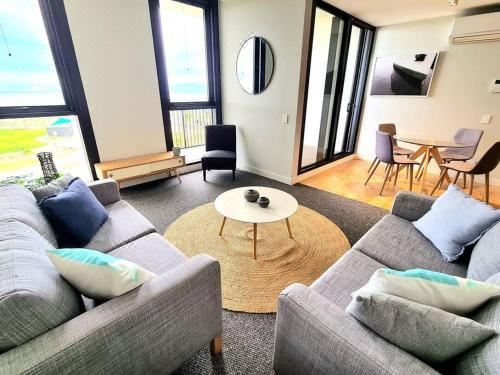 309 Waterfront One-Bedroom Apartment