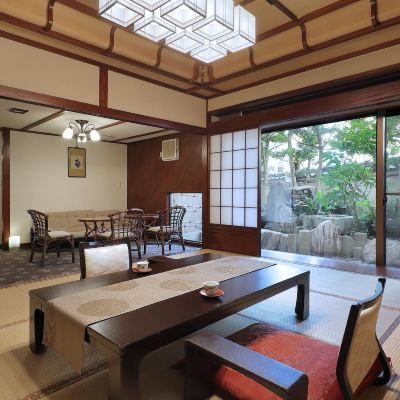 [Shippoukan]Spacious Guest Room Overlooking A Japanese Garden (2 Japanese-Style Rooms + Reception Room) 'Aizu' [Japanese Room] [Smoking] 熱海温泉　さくらや旅館 クーポン