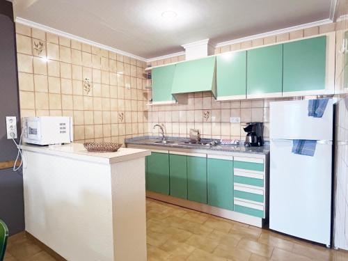 Apartamentos Acuario One-Bedroom Apartment