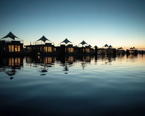 Floating Village Brombachsee Hoteles en Pleinfeld