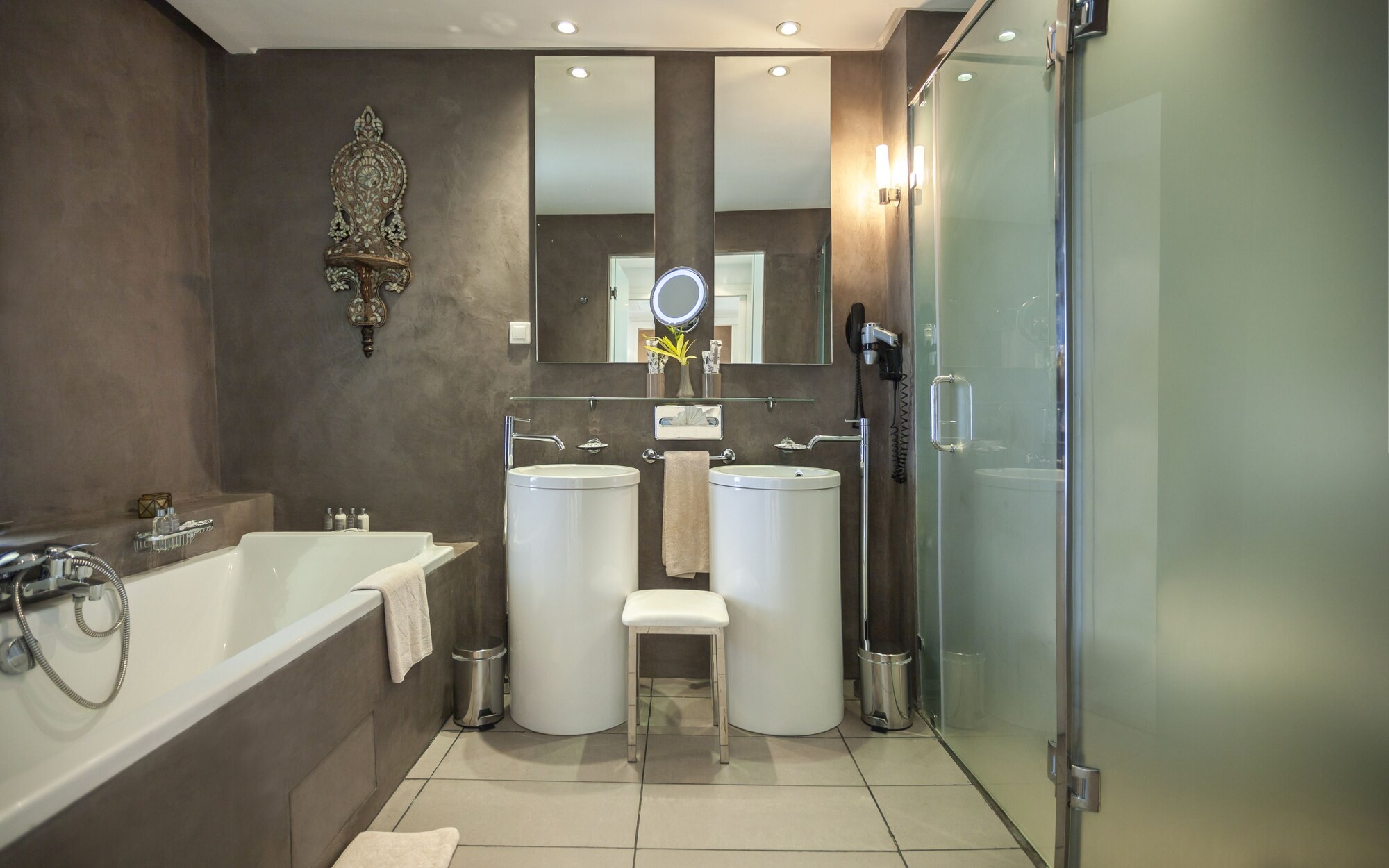 海景经典特大床房