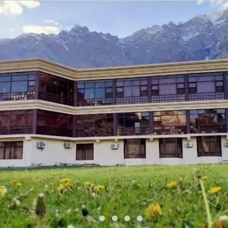 Hunza Darbar Hotel