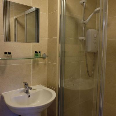 Suite (Downstairs) The Lawns Hotel Promo Code