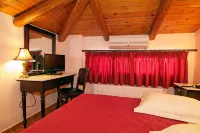 Hotel Varonos