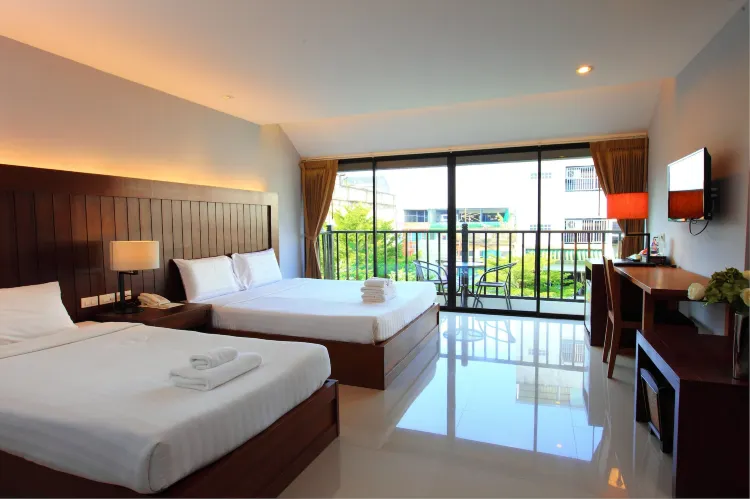 ห้องดีลักซ์ สำหรับสามท่าน