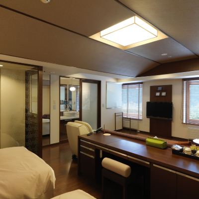 和洋室 定山渓 鶴雅リゾートスパ 森の謌 クーポン