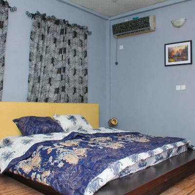 Standard Room with Double Bed-Non-Smoking InnTown Studios Promo Code