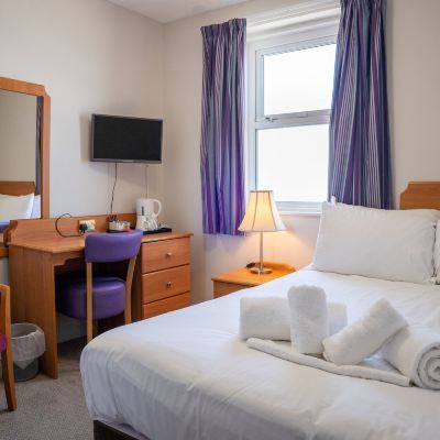 Cosy Double Room County Hotel Promo Code
