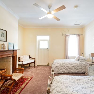Family Double Room The Globe Inn Promo Code