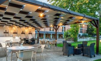 Hub Hotel - Housity