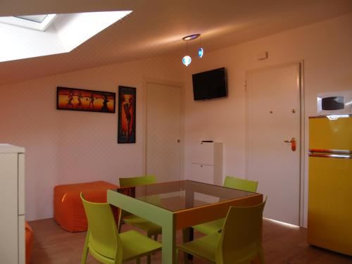 高级一卧公寓-阁楼