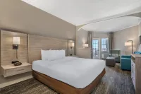 Comfort Suites Chincoteague Island Bayfront Resort