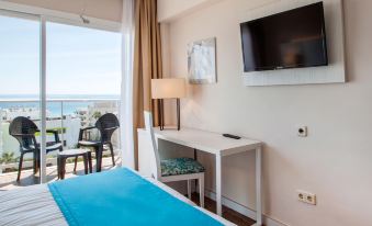 BLUESEA Cala Millor - Housity
