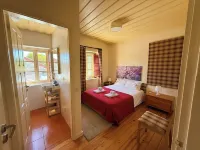 Charming Stone Retreat on 19ha Private Estate | Valley Views & Total Privacy Hotels in Amarante