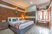 Courtyard Banyan Rustic 2 BHK villa Hotel a 