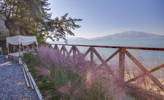 Namhae Baystay Pool Villa