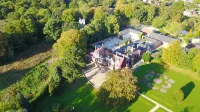 Healing Manor Hotel