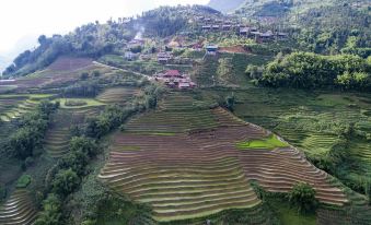 Sapa Eco-Home Mountain Retreat