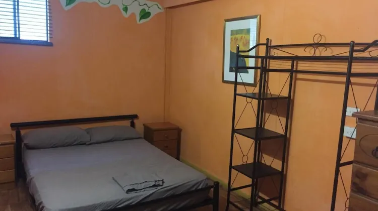 Cairns City Backpackers Hostel 外観