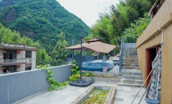 Miyunshanju·Petrichor Mountain View Resort (Quzhou Ziweishan Forest Park Yaowangshan Branch)