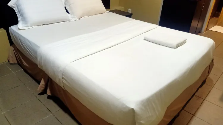 OYO 90411 Perdana Hotel Labuan 部屋