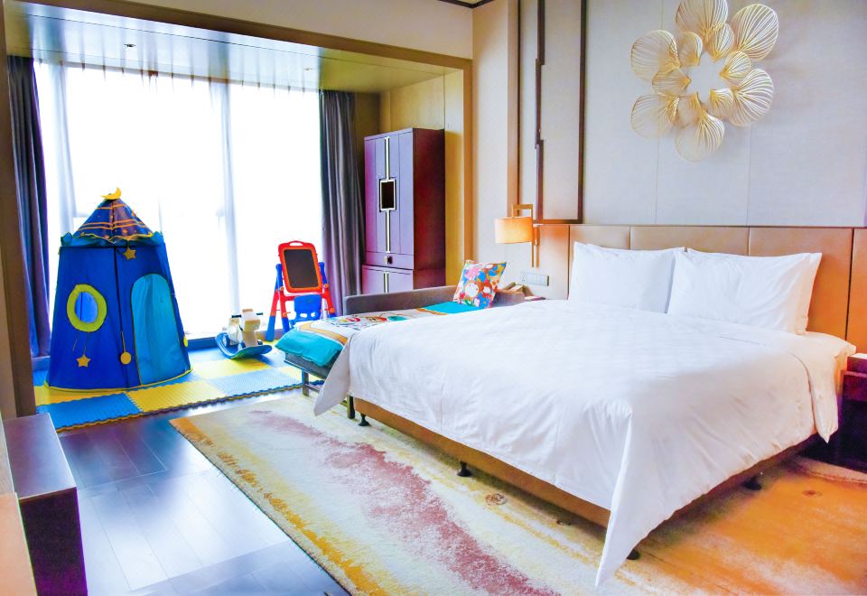 高级海湾景观超大床房小童主题（一线海景+卡通布置）