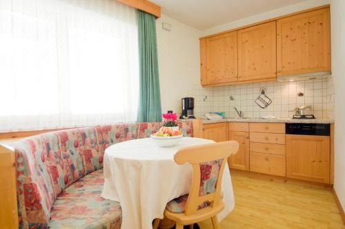 带露台一室公寓