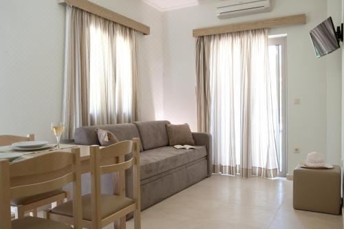 一卧室公寓，设有梳化床