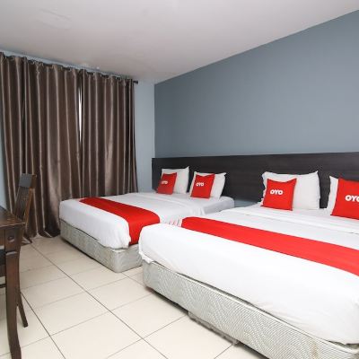 Suite Keluarga Superior Kupon OYO 90136 Jumbo Inn