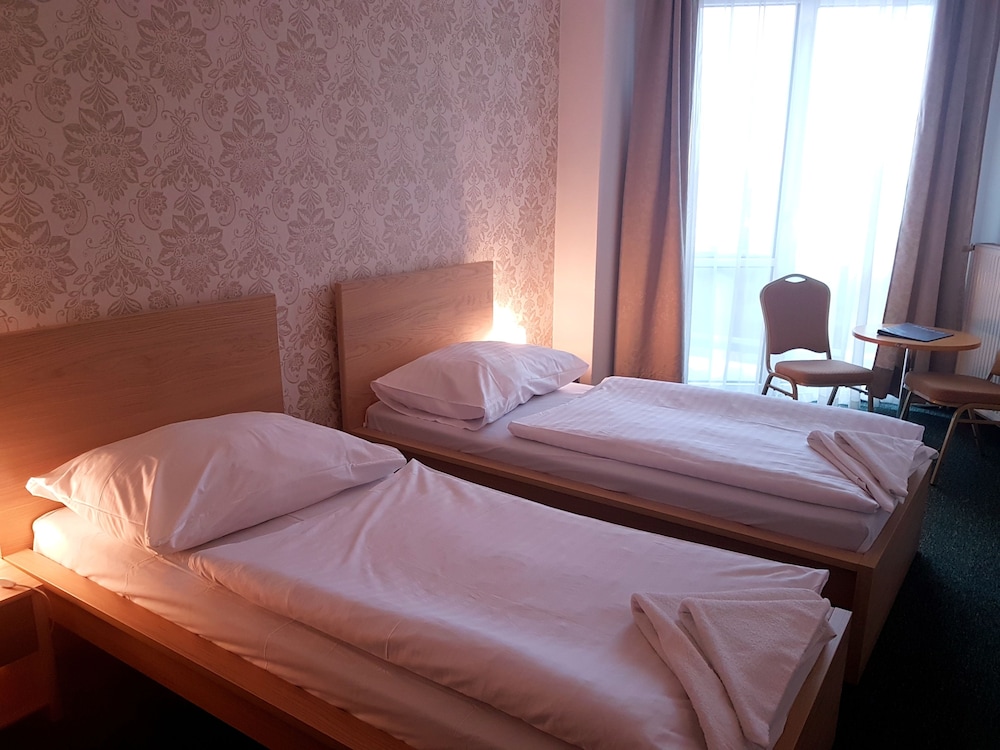 标准双床间 - 带两张单人床