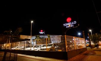 Tonello Business Hotel