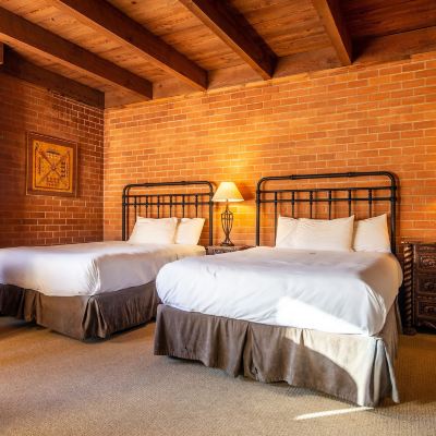 Room (Road Runner Ridge Salas with 2 Queens) Tanque Verde Ranch Promo Code
