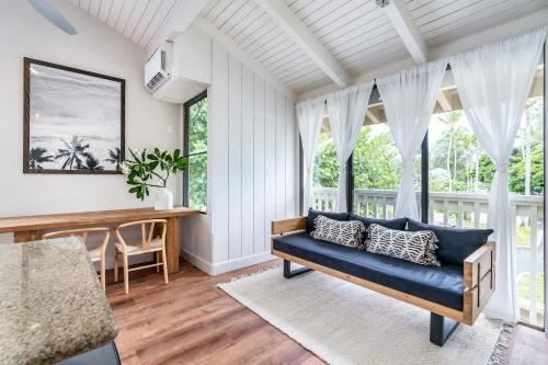 The Drifter - North Shore Loft - Relaxed LuxuryApartment