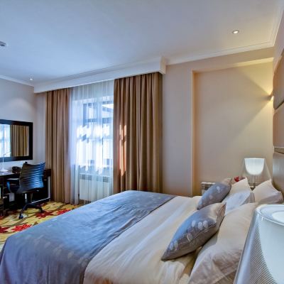 奢華套房， 1 張雙人床， 浴缸 花園酒店優惠