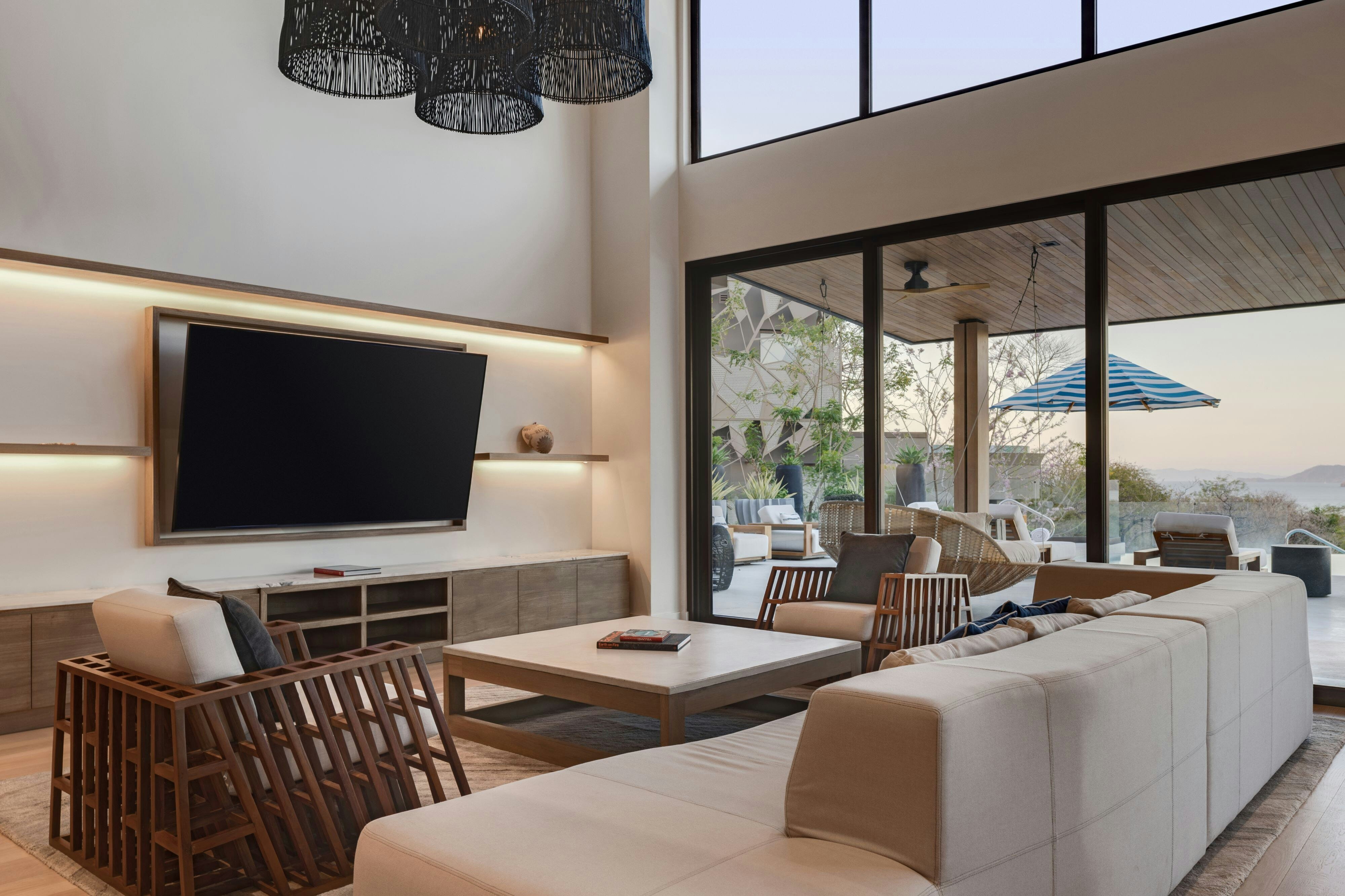 四臥室公寓，海景，私人泳池