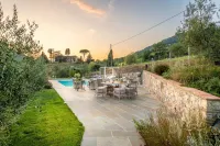 Valle del Sole Winery Farmhouse with Private Pool