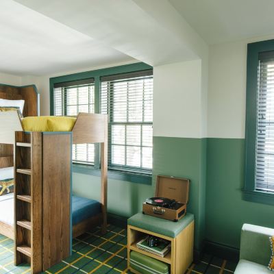 Bunk Room Hotel Clermont Promo Code