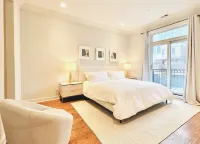 Beautiful Downtown 3BR with Free Parking Hotele w: 