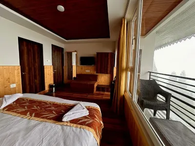 FLORET RESORT LACHUNG Hotel di 